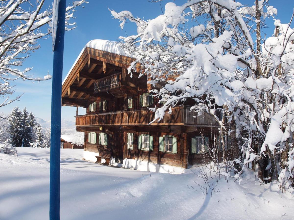 Chalet On The Ski Slope In St Johann In Tyrol Apfeldorf Esterno foto